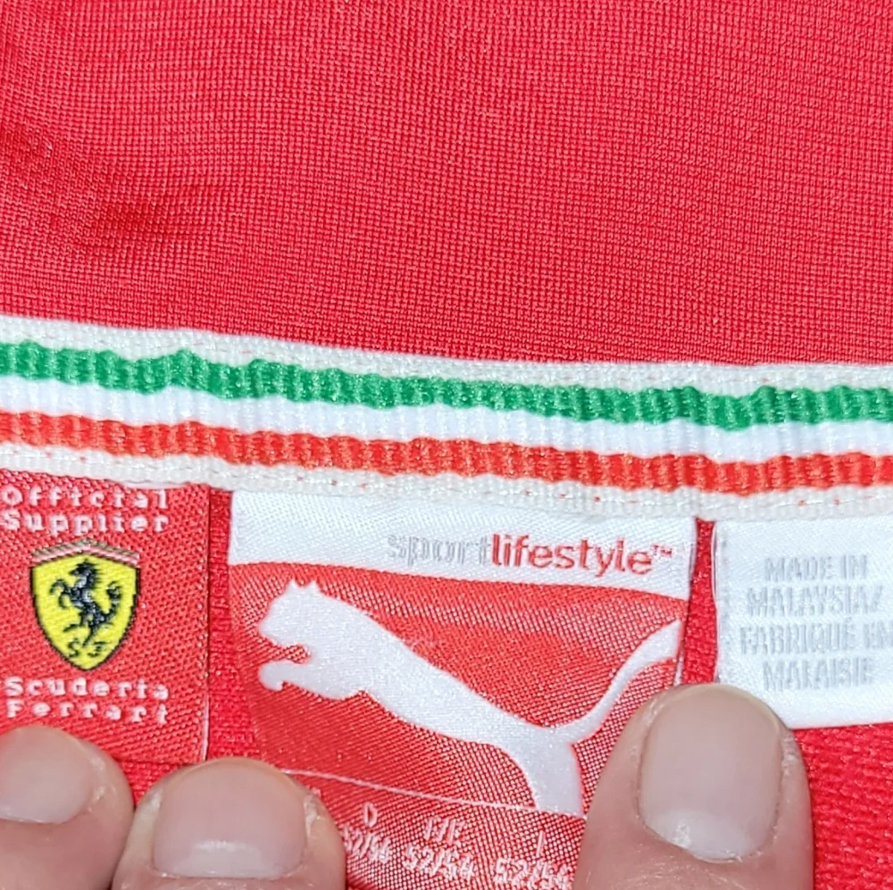 Ferrari Racing Coat. - Picture 12 of 13